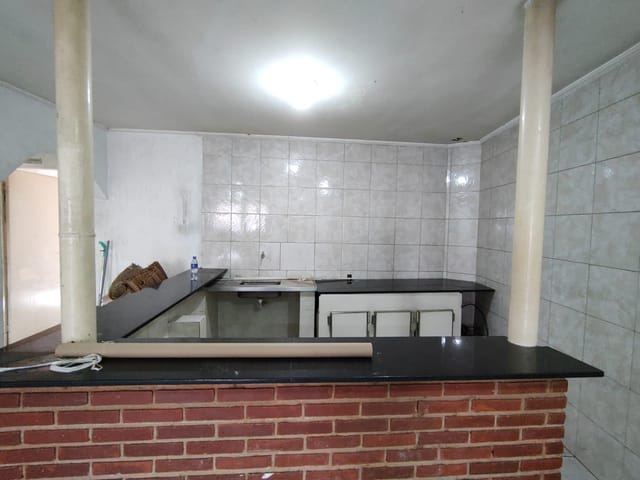 Loja para alugar, no bairro Vila Firmiano Pinto em São Paulo