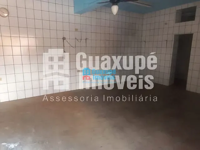 Loja com 120m², para alugar, no bairro TABOÃO em GUAXUPÉ