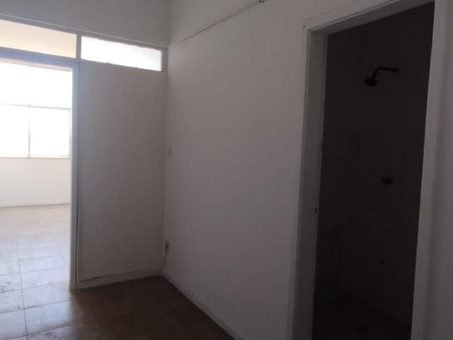 Loja para alugar, no bairro Dois de Julho em Salvador