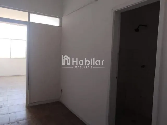 Loja para alugar, no bairro Dois de Julho em Salvador
