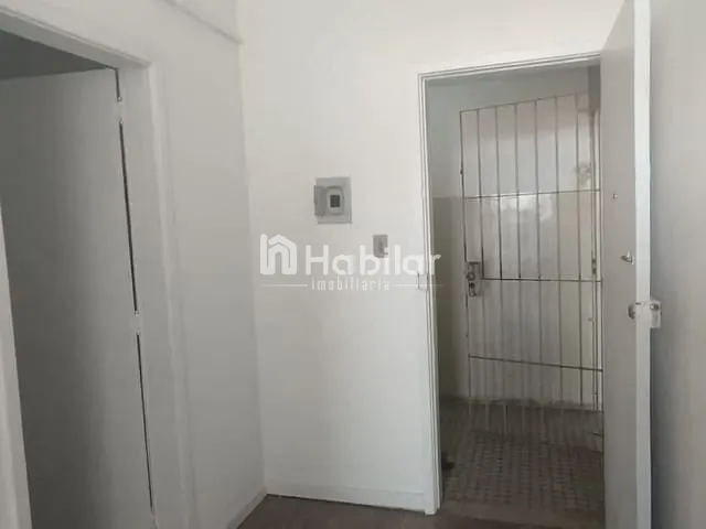 Loja para alugar, no bairro Dois de Julho em Salvador