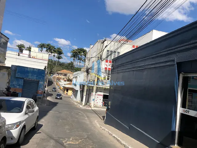 Loja com 45m², à venda ou para alugar, no bairro Centro em Vitória da Conquista