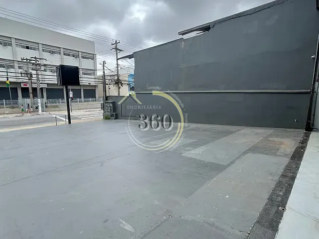 Loja com 742m², para alugar, no bairro Vila Regente Feijó em São Paulo
