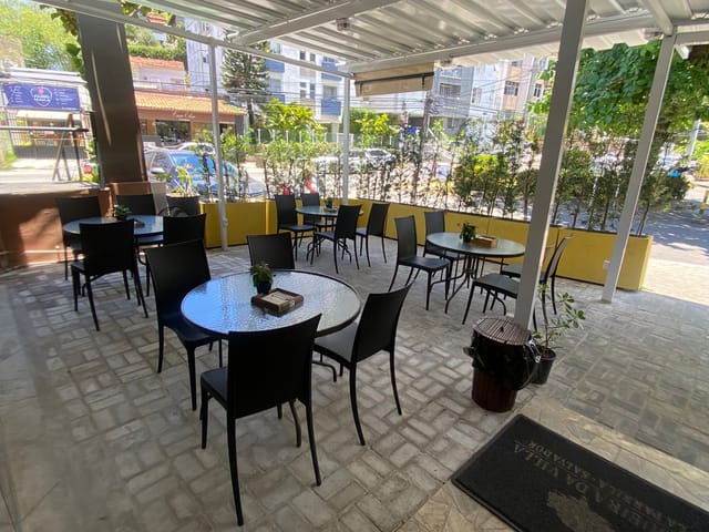 Foto do Loja - Passagem de Ponto Porteira Fechada - Restaurante e Empório Figueira da Vila, Caminho das Árvores, Salvador, BA | Luiz Martins Corretor