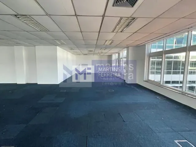 Loja com 535m², à venda, no bairro Jacarepaguá em Rio de Janeiro