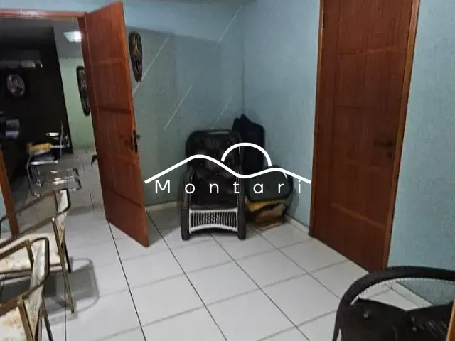 Loja à venda ou para alugar, no bairro Aterrado em Volta Redonda