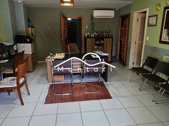 Loja à venda ou para alugar, no bairro Aterrado em Volta Redonda