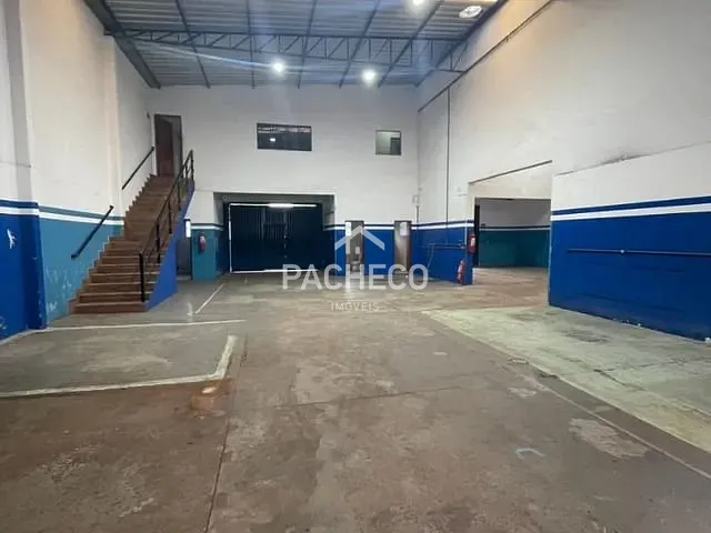 Loja com 250m², para alugar, no bairro Jardim Laudissi em Santa Bárbara d'Oeste