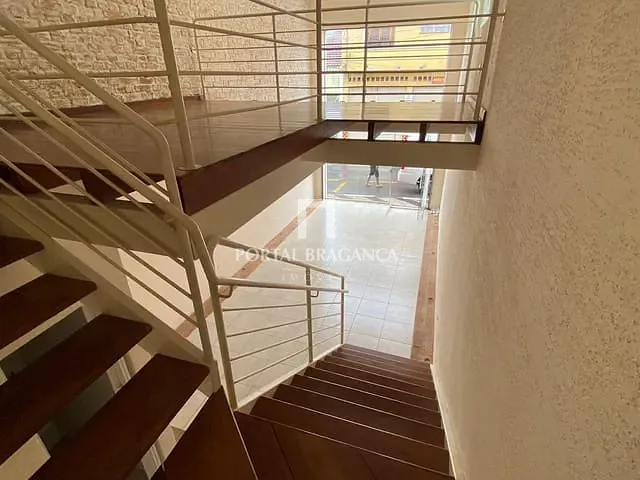 Loja com 89m², à venda, no bairro Centro em Bragança Paulista