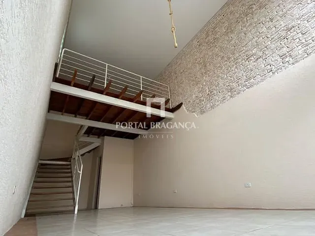 Loja com 89m², à venda, no bairro Centro em Bragança Paulista
