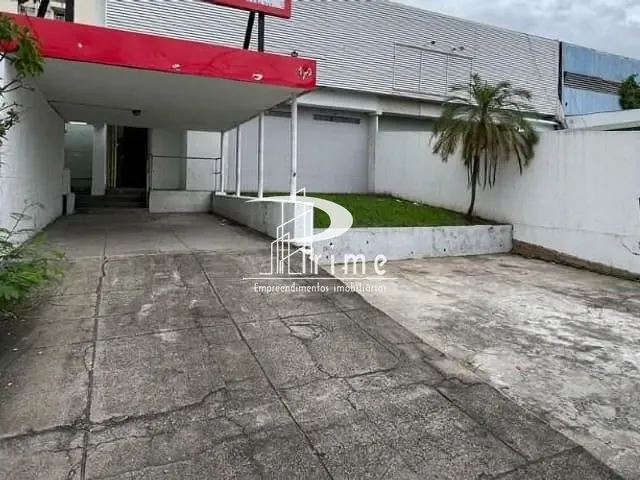 Loja com 538m², à venda ou para alugar, no bairro Centro em São Gonçalo