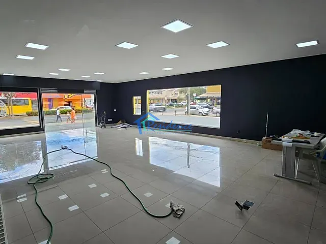 Loja com 500m², para alugar, no bairro Vila Areal em Indaiatuba