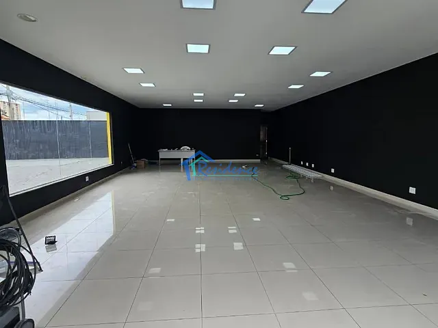 Loja com 500m², para alugar, no bairro Vila Areal em Indaiatuba