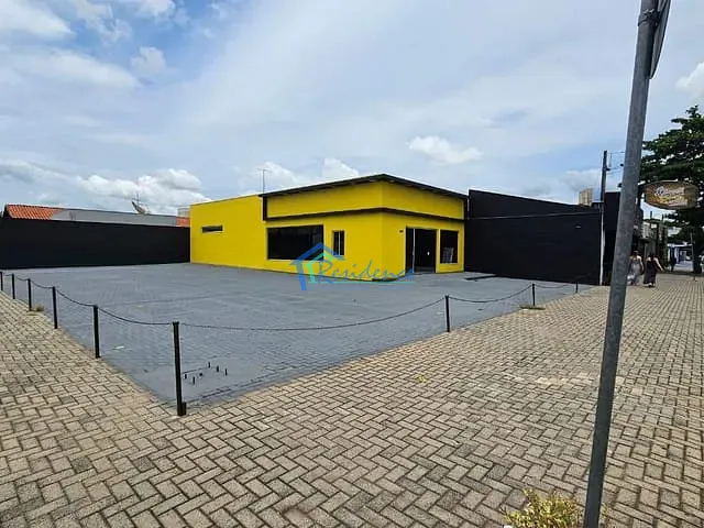 Loja com 500m², para alugar, no bairro Vila Areal em Indaiatuba