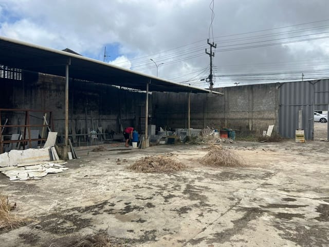 Loja com 900m², para alugar, no bairro Senador Arnon de Melo em Arapiraca
