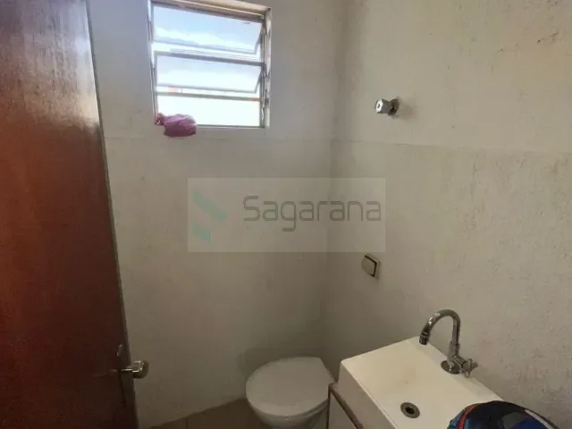 Loja para alugar, no bairro São Francisco em Patrocínio