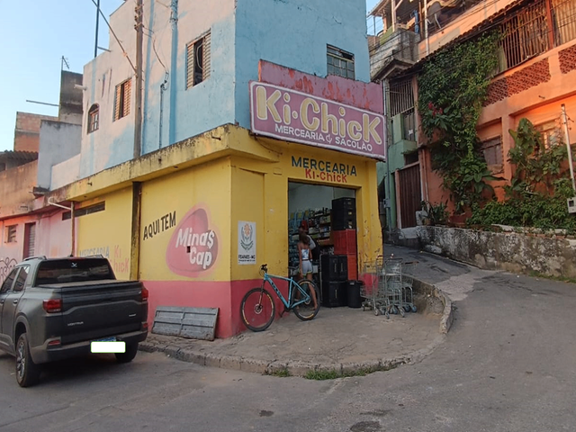 Loja à venda, no bairro Primeiro de Maio em Belo Horizonte