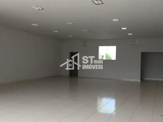 Loja com 191m², à venda, no bairro Centro em Andradas