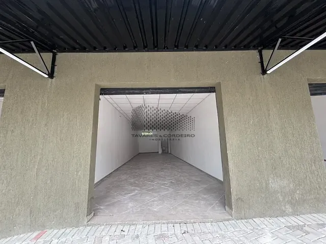 Loja com 64m², para alugar, no bairro Centro em Piraquara