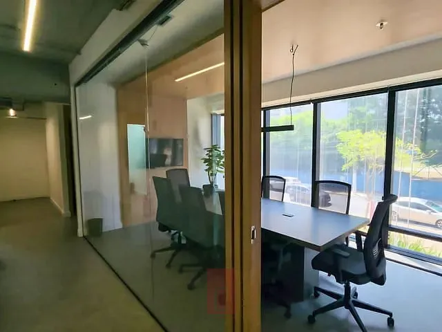 Loja com 360m², à venda, no bairro Barra Funda em São Paulo