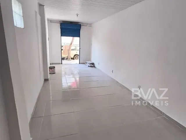 Loja com 50m², para alugar, no bairro São Cristóvão em Cabo Frio