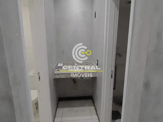 Loja à venda, no bairro Centro em Itaboraí