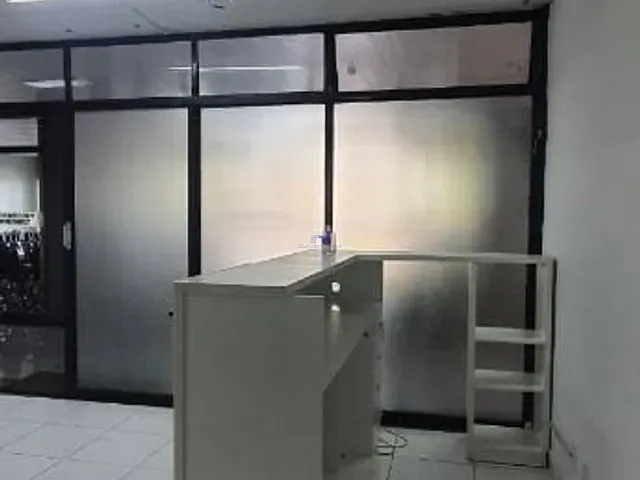 Loja à venda, no bairro Asa Norte em Brasília