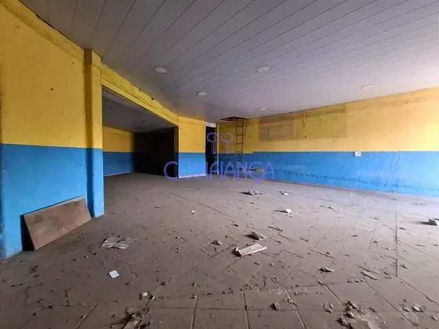 Loja com 80m², para alugar, no bairro Senador Vasconcelos em Rio de Janeiro