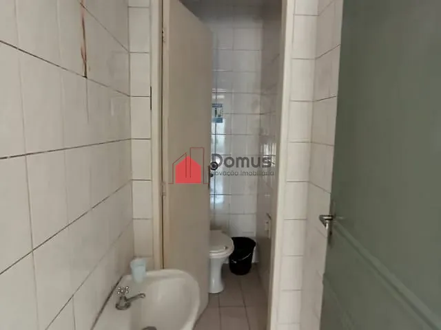 Loja para alugar, no bairro Tabaú em Pindamonhangaba