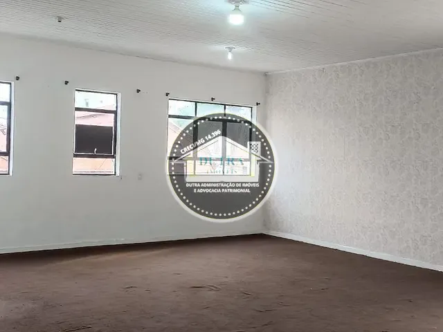 Loja com 270m², para alugar, no bairro Morro da Glória em Juiz de Fora