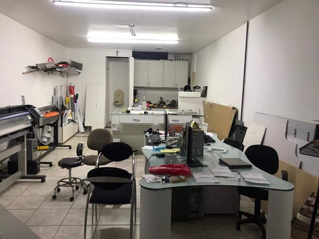 Loja com 62m², à venda, no bairro Piratininga em Niterói
