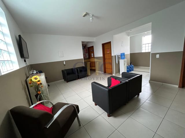 Sala com 25m², para alugar, no bairro Centro em Salto de Pirapora