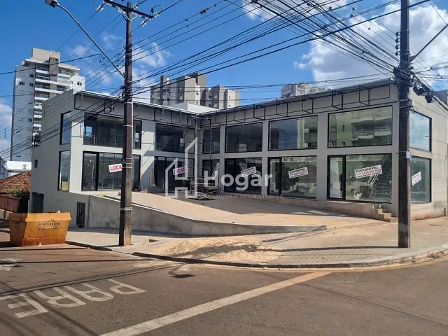 Loja com 595m², para alugar, no bairro Centro em Cambé
