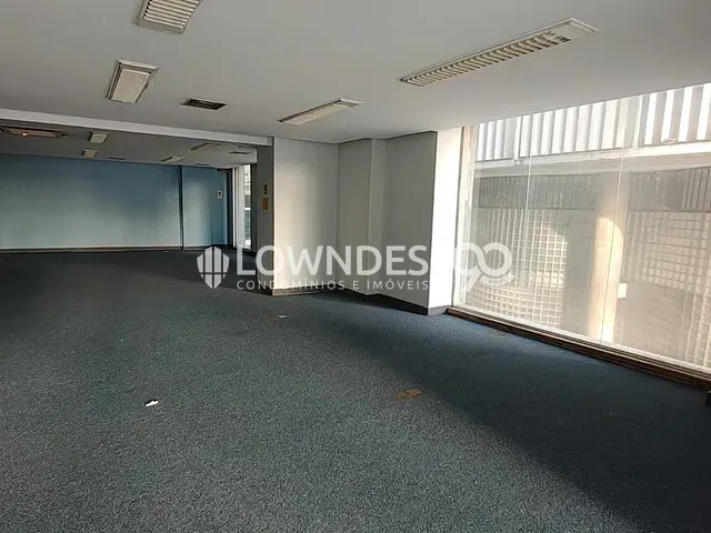 Loja com 2850m², à venda, no bairro Centro em Rio de Janeiro