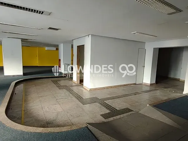 Loja com 2850m², à venda, no bairro Centro em Rio de Janeiro