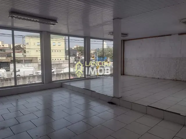 Loja com 234m², à venda, no bairro Vila Vianelo em Jundiaí