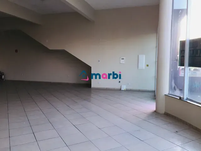 Loja com 180m², para alugar, no bairro Candido Bertine em Santa Bárbara D'Oeste