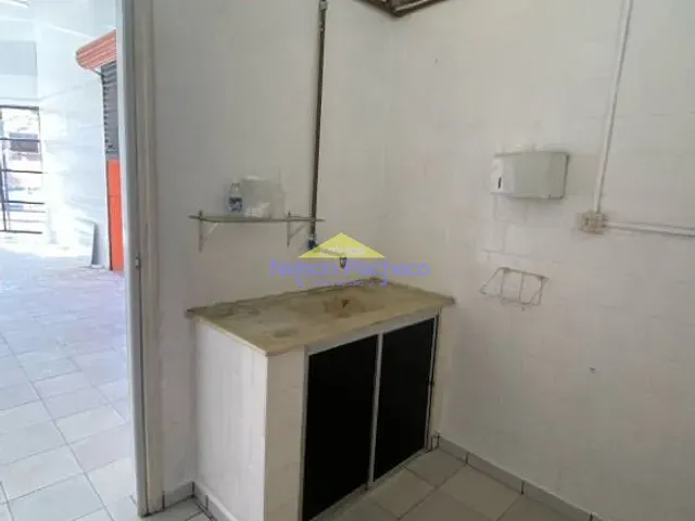 Loja com 90m², para alugar, no bairro Centro em Capivari