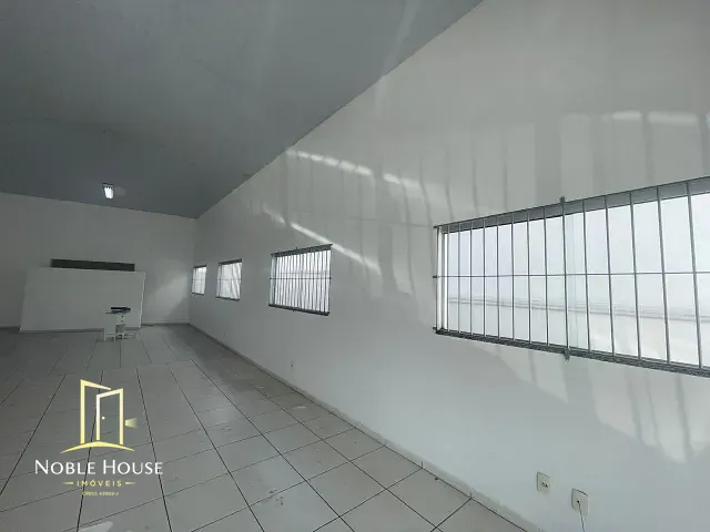 Loja com 280m², para alugar, no bairro Santa Rosa em Vinhedo