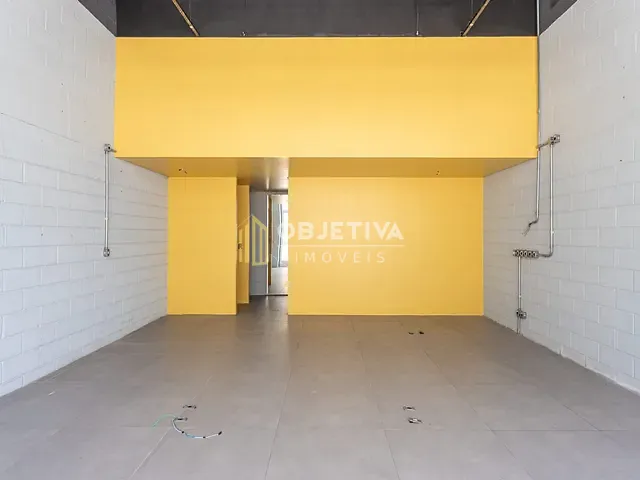 Loja para alugar, no bairro Azenha em Porto Alegre