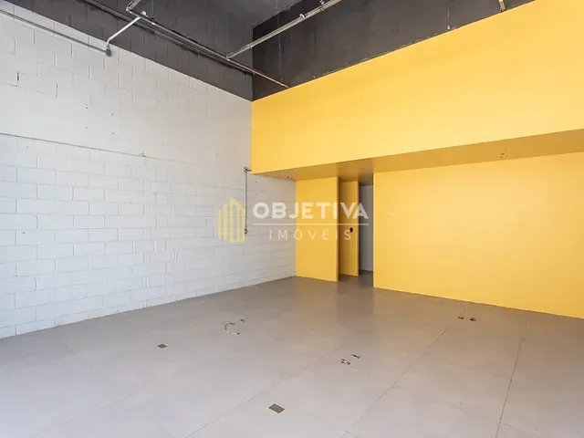 Loja para alugar, no bairro Azenha em Porto Alegre