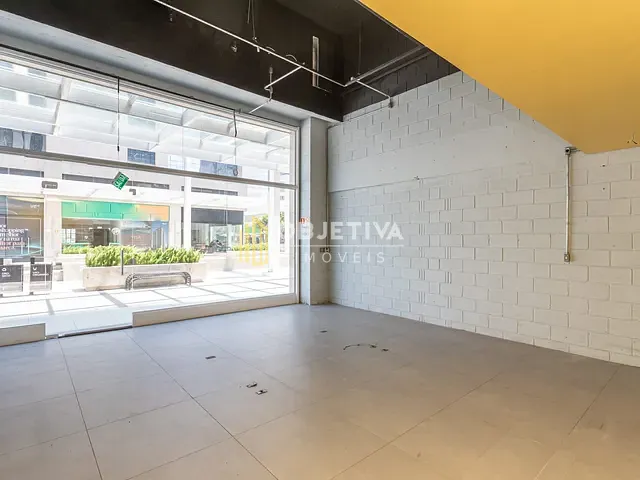 Loja para alugar, no bairro Azenha em Porto Alegre