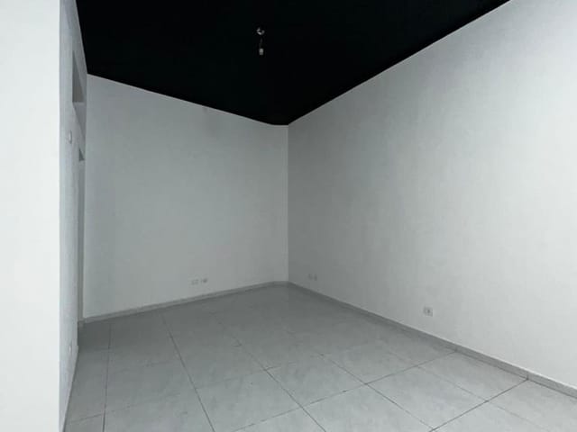 Foto do Loja - Salão para locação 60m2, pintado, com 1 banheiro, escritório e 1 vaga na garagem, próximo à Rod. Raposo Tavares, na região do Butantã, São Paulo, SP | Pecoraro Imóveis