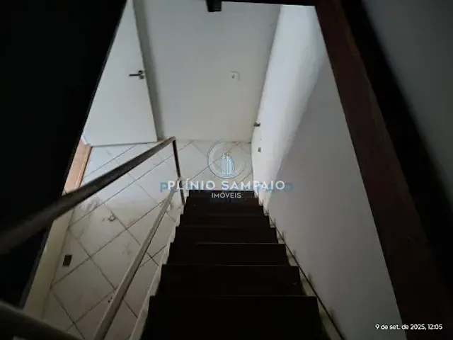 Loja com 36m², à venda, no bairro Enseada do Suá em Vitória