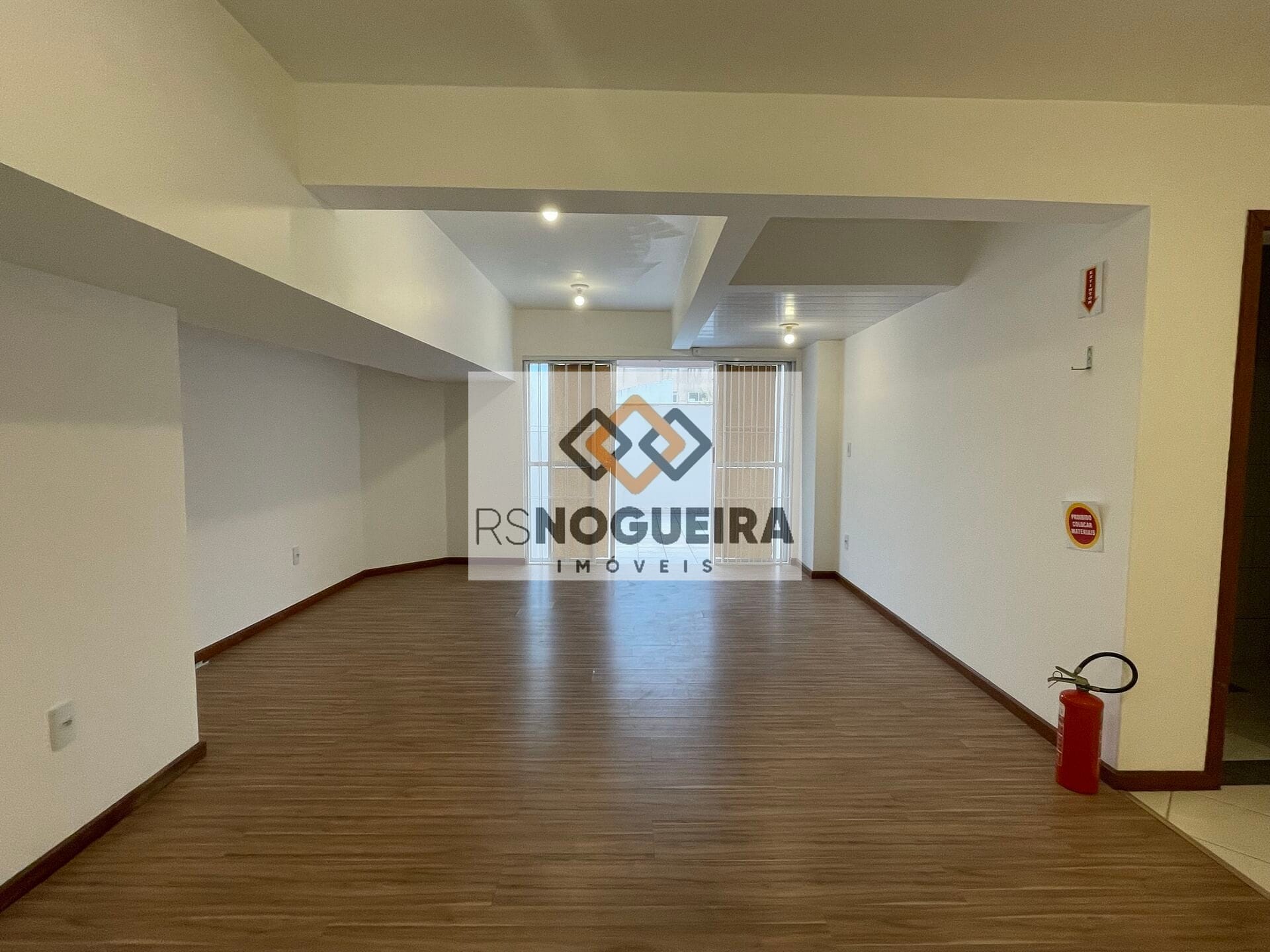 Loja-Salão para alugar, 50m² - Foto 12