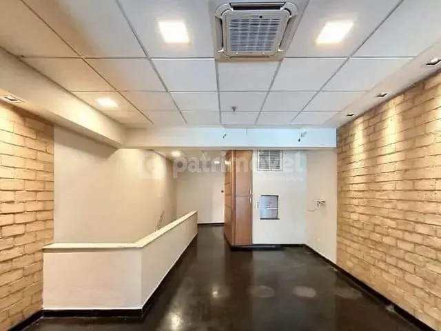 Loja com 198m², para alugar, no bairro Centro em Rio de Janeiro