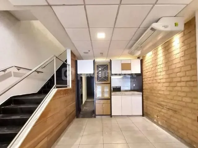 Loja com 198m², para alugar, no bairro Centro em Rio de Janeiro