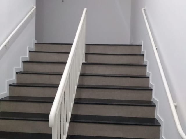 Loja com 390m², para alugar, no bairro Centro em Juiz de Fora