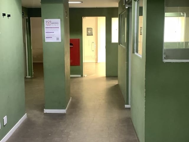 Loja com 390m², para alugar, no bairro Centro em Juiz de Fora