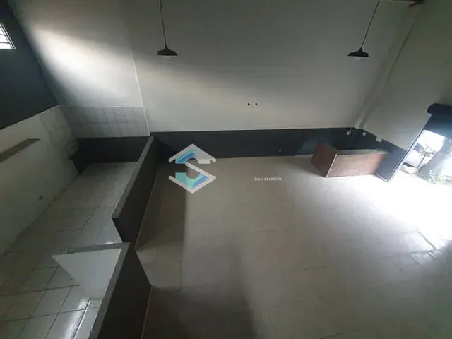 Loja com 253m², à venda ou para alugar, no bairro CENTRO em Jacarezinho
